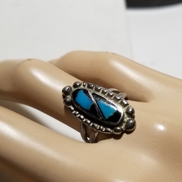 Zuni Design and Sterling Ring with Genuine Turquoise Arizona Art - Picture 9 of 10